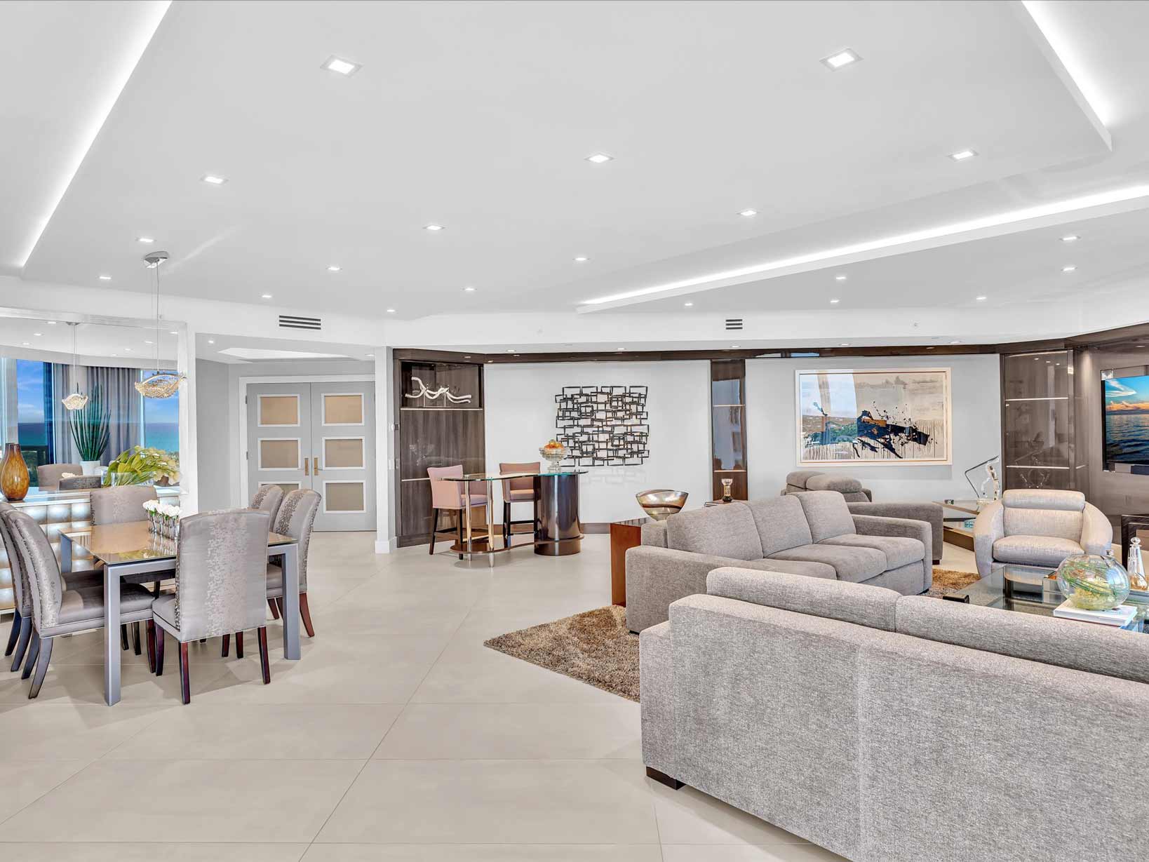 Living-Room-Atlantic-One-Aventura